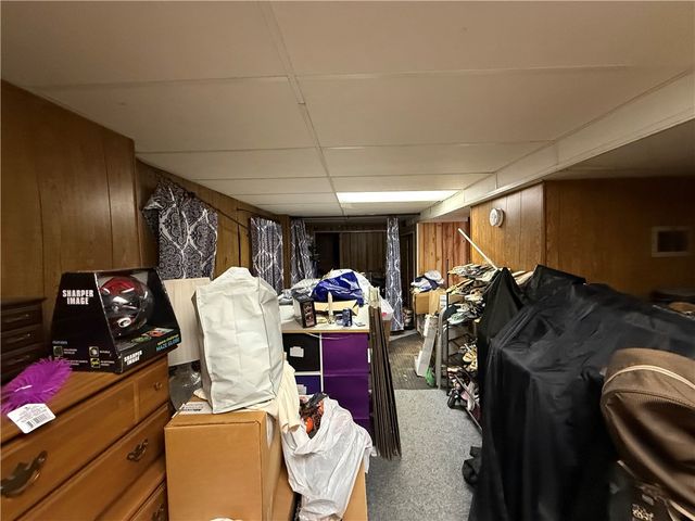 111 Forrestdale Dr, Ohioville, PA 15052