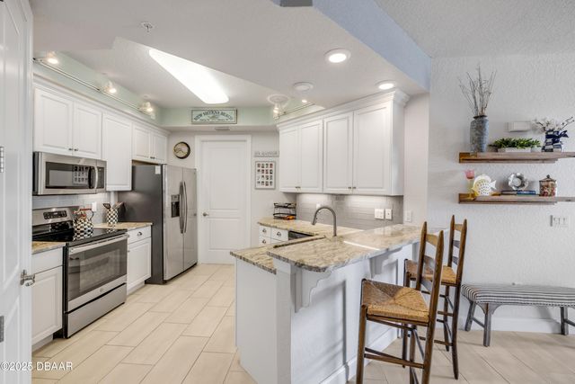 4 Riverwalk Dr Unit 402, New Smyrna Beach, FL 32169