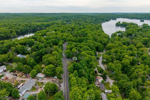 123 Glen Rd, Vernon Twp., NJ 07422