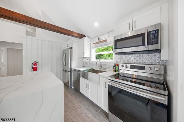 123 Glen Rd, Vernon Twp., NJ 07422