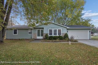 7895 W Herbison Road, Grand Ledge, MI 48837