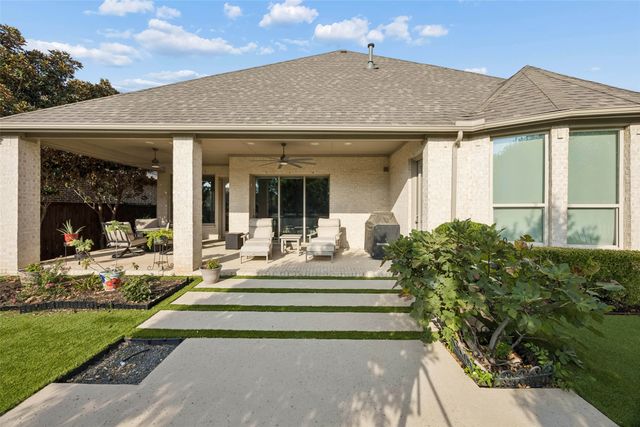 5729 Heron Drive W, Colleyville, TX 76034