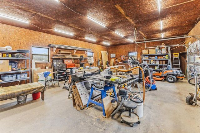 2498 341 Highway S, Chickamauga, GA 30707