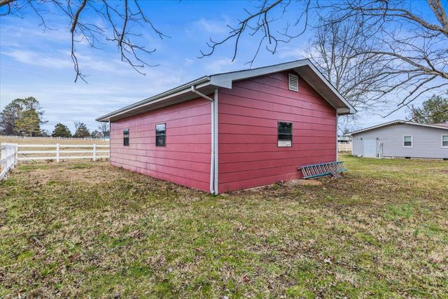 2498 341 Highway S, Chickamauga, GA 30707