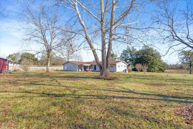 2498 341 Highway S, Chickamauga, GA 30707