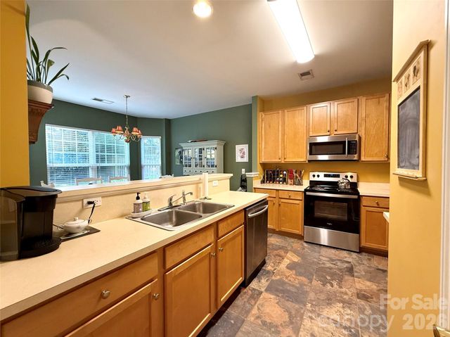 9610 Corbett Square Lane, Charlotte, NC 28214