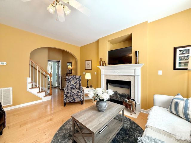 9610 Corbett Square Lane, Charlotte, NC 28214