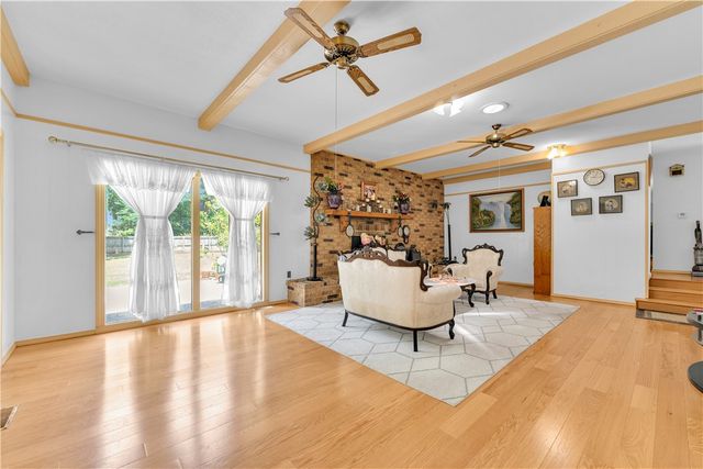 2015 Jefferson, Siloam Springs, AR 72761