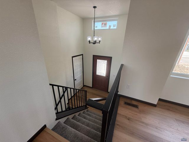 445 YELNER DR, Box Elder, SD 57719