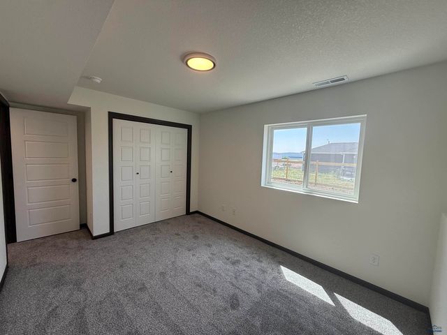 445 YELNER DR, Box Elder, SD 57719