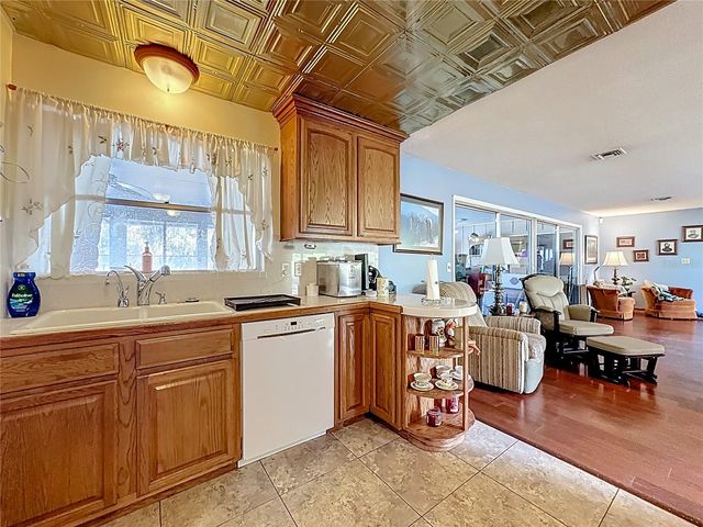 6601 WYNN LANE, Groveland, FL 34736