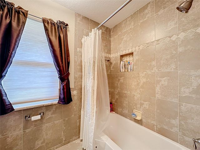 6601 WYNN LANE, Groveland, FL 34736