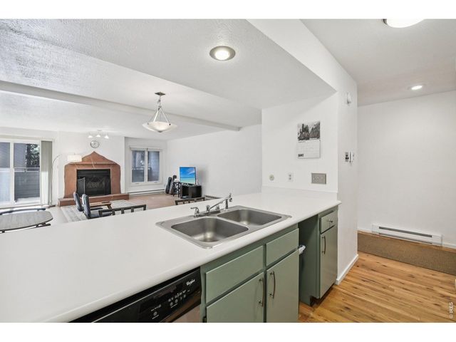 23558 Pondview Pl B, Golden, CO 80401