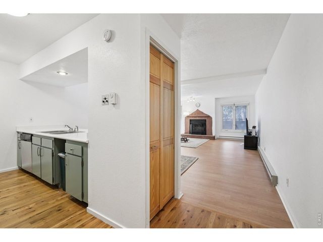 23558 Pondview Pl B, Golden, CO 80401