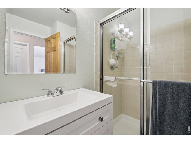 23558 Pondview Pl B, Golden, CO 80401