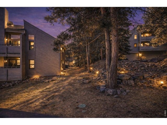 23558 Pondview Pl B, Golden, CO 80401