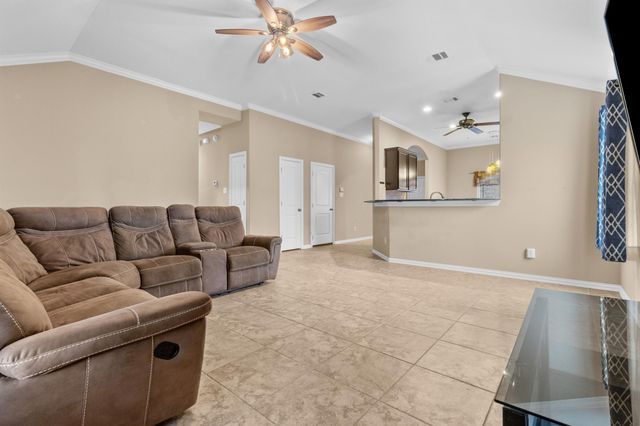 19713 Maiden Grass DR, Pflugerville, TX 78660