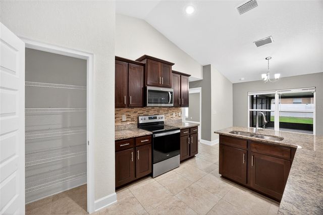 9546 SW 51ST CIRCLE, Ocala, FL 34476