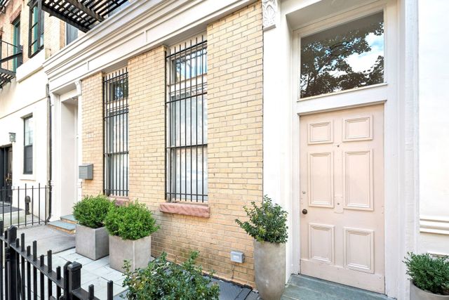 676 Union Street TH, New York City, NY 11215