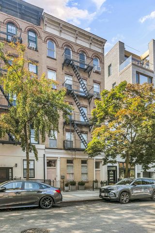 676 Union Street TH, New York City, NY 11215