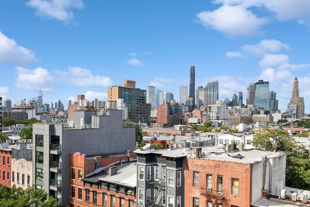 676 Union Street TH, New York City, NY 11215