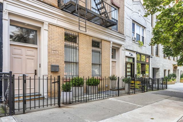 676 Union Street TH, New York City, NY 11215