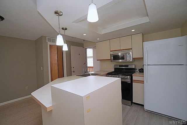 1260 Youngs Road H, Amherst, NY 14221