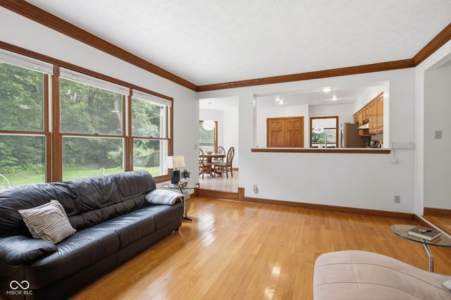 5179 Clear Lake Court, Carmel, IN 46033