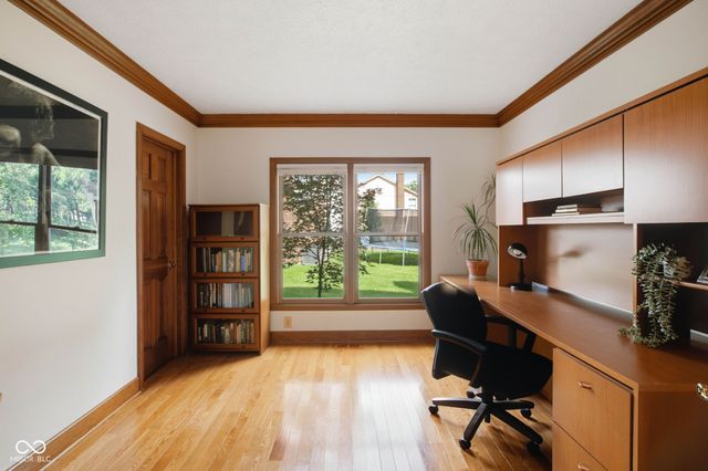 5179 Clear Lake Court, Carmel, IN 46033