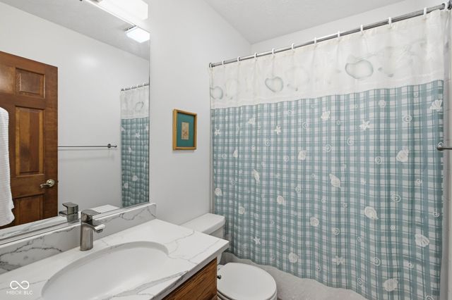 5179 Clear Lake Court, Carmel, IN 46033