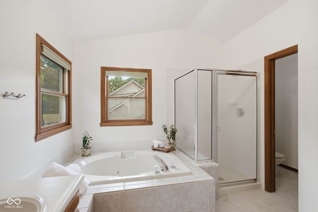 5179 Clear Lake Court, Carmel, IN 46033
