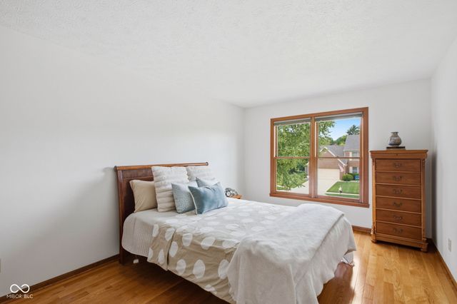 5179 Clear Lake Court, Carmel, IN 46033