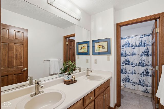 5179 Clear Lake Court, Carmel, IN 46033