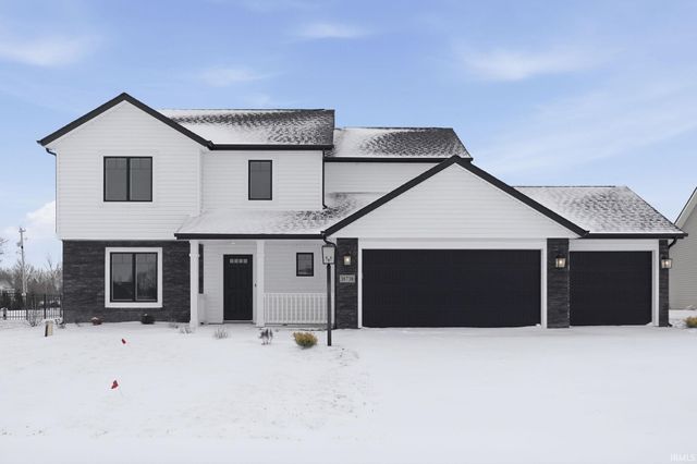 18738 Eisley Cove, Auburn, IN 46706