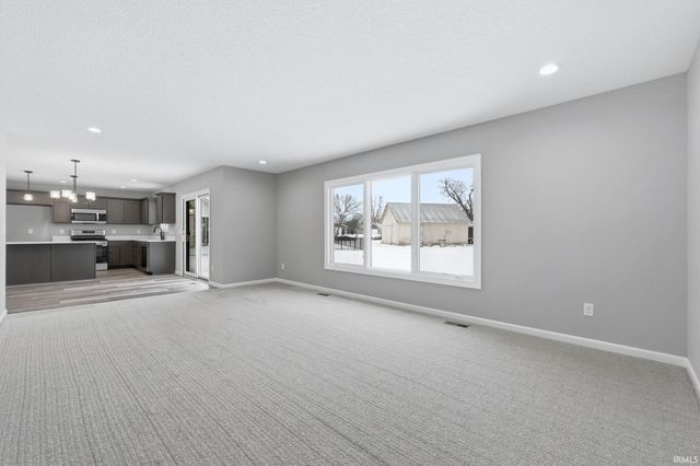 18738 Eisley Cove, Auburn, IN 46706