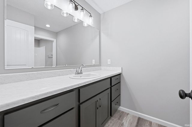 18738 Eisley Cove, Auburn, IN 46706