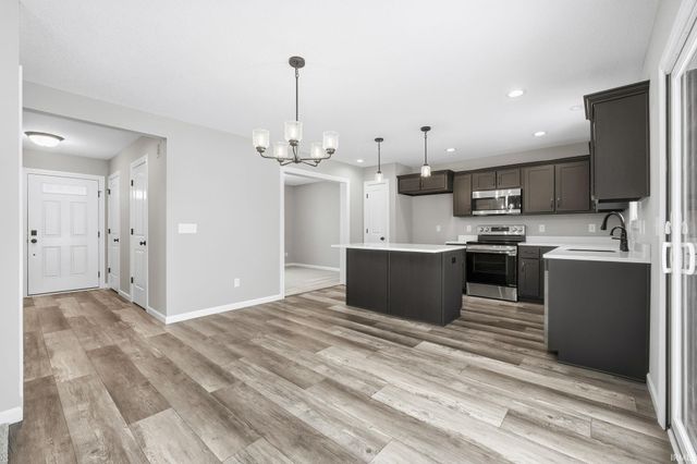 18738 Eisley Cove, Auburn, IN 46706