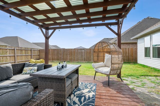 3821 Hummel Crest Rd, Slidell, LA 70461