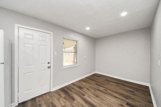 2112 Dewberry Lane, Pasadena, TX 77502