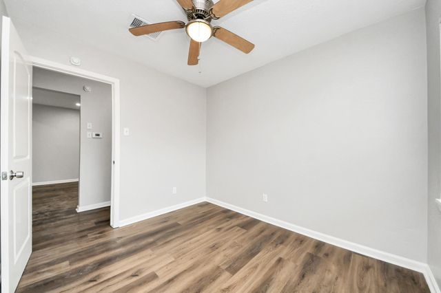 2112 Dewberry Lane, Pasadena, TX 77502