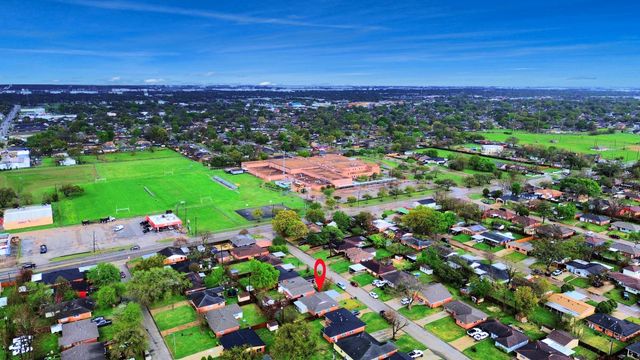 2112 Dewberry Lane, Pasadena, TX 77502