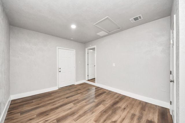 2112 Dewberry Lane, Pasadena, TX 77502