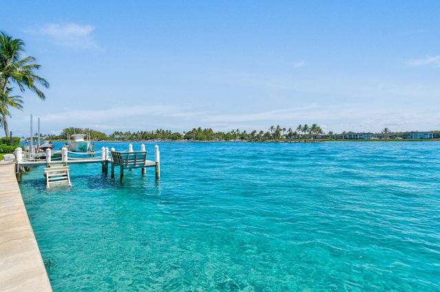 87 Lighthouse Drive, Jupiter Inlet Colony, FL 33469