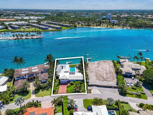 87 Lighthouse Drive, Jupiter Inlet Colony, FL 33469