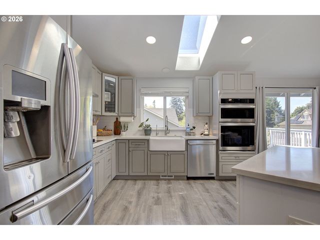 11012 Ne 36TH Ave, Vancouver, WA 98686