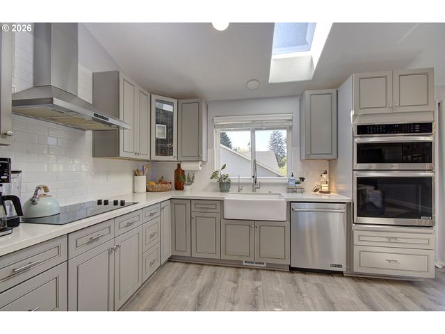 11012 Ne 36TH Ave, Vancouver, WA 98686