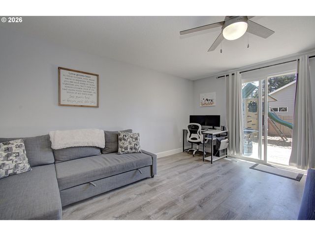 11012 Ne 36TH Ave, Vancouver, WA 98686