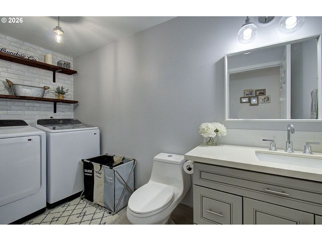 11012 Ne 36TH Ave, Vancouver, WA 98686