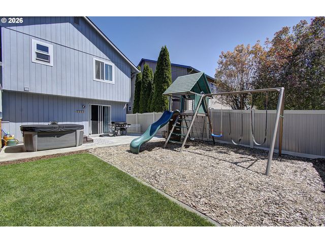 11012 Ne 36TH Ave, Vancouver, WA 98686