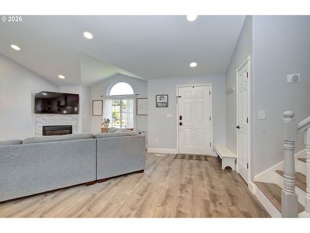 11012 Ne 36TH Ave, Vancouver, WA 98686